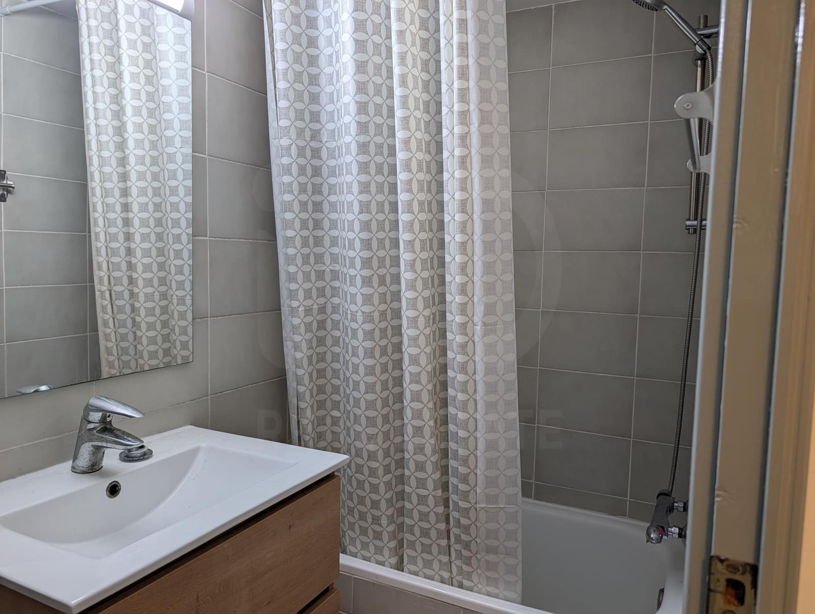 1 bedroom Commercial for sale in Vilafranca del Penedes with garage - € 58,000 (Ref: 10099002)