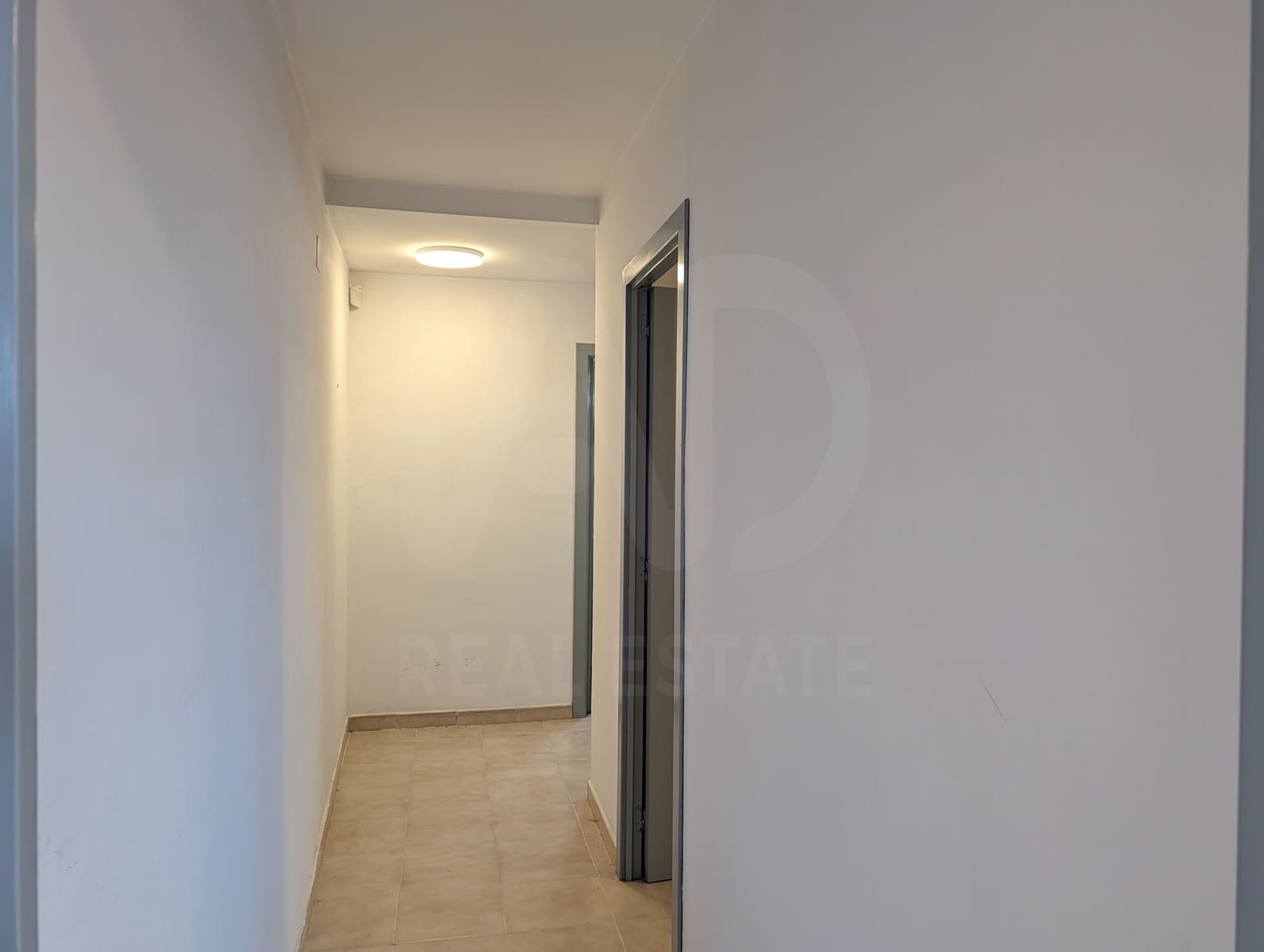 1 bedroom Commercial for sale in Vilafranca del Penedes with garage - € 58,000 (Ref: 10099002)