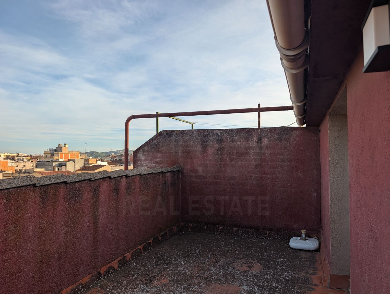 1 bedroom Commercial for sale in Vilafranca del Penedes with garage - € 58,000 (Ref: 10099002)