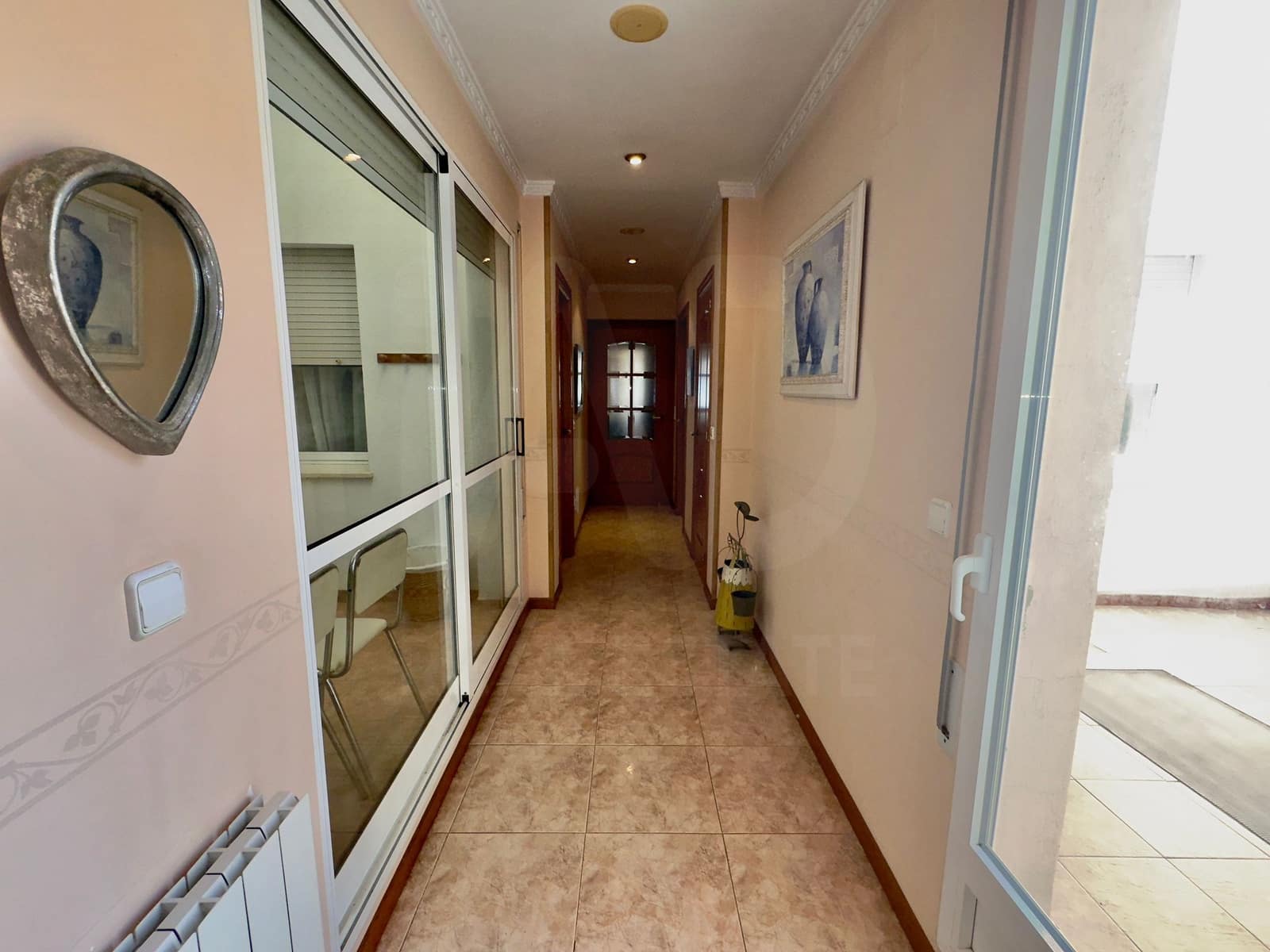 4 bedroom Townhouse for sale in Vinaros with garage - € 279,000 (Ref: 10099577)