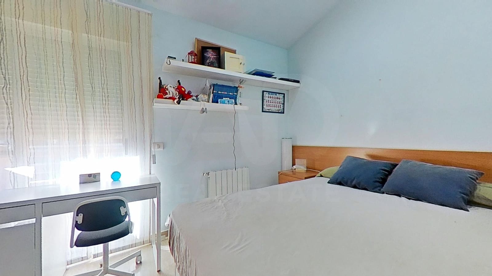 4 bedroom Townhouse for sale in Chilches with pool garage - € 425,000 (Ref: 10099580)