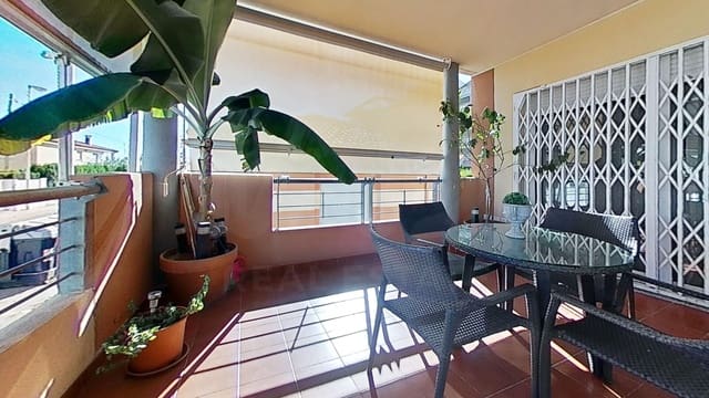 4 bedroom Townhouse for sale in Playa de Chilches, Chilches with pool garage - € 425,000 (Ref: 10099580)