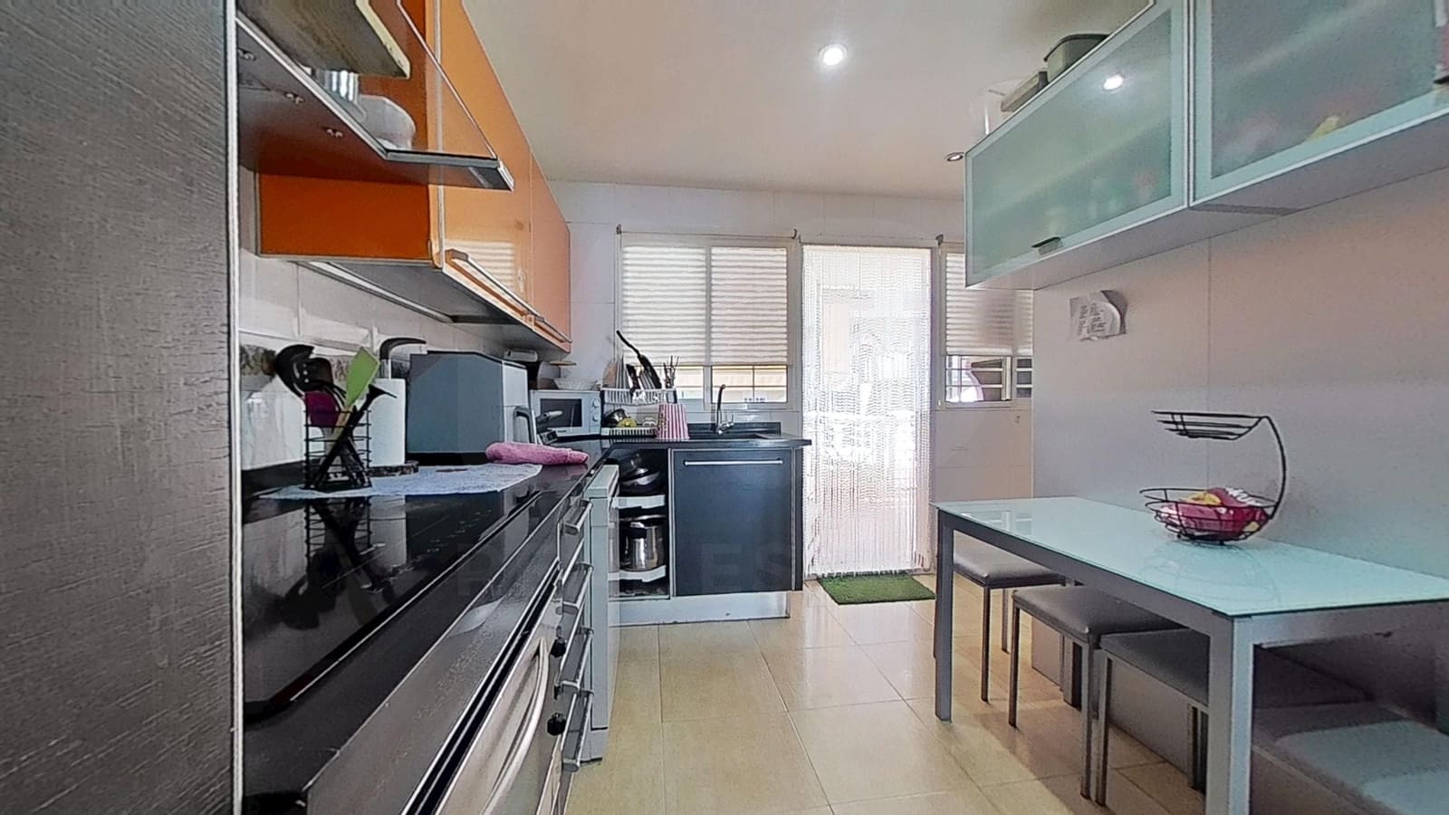 4 bedroom Townhouse for sale in Chilches with pool garage - € 425,000 (Ref: 10099580)
