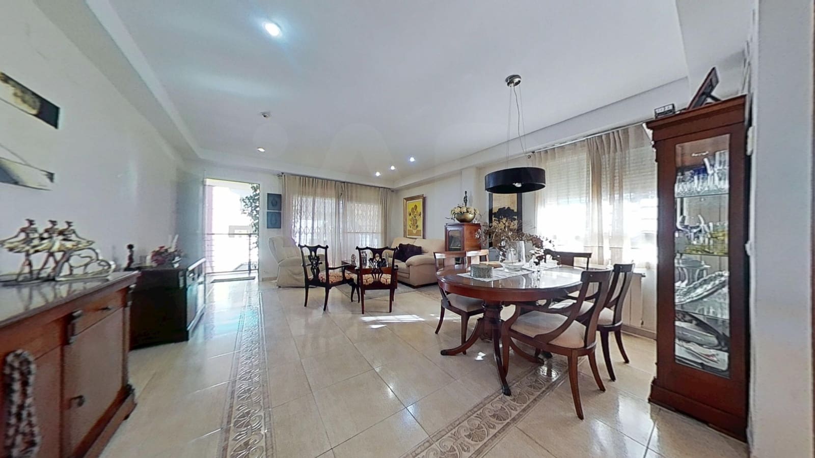 4 bedroom Townhouse for sale in Chilches with pool garage - € 425,000 (Ref: 10099580)