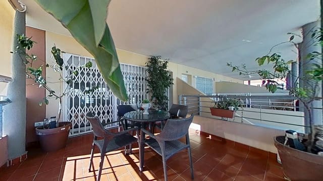 4 bedroom Townhouse for sale in Playa de Chilches, Chilches with pool garage - € 425,000 (Ref: 10099580)