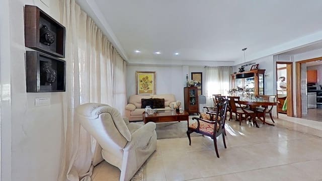 4 bedroom Townhouse for sale in Playa de Chilches, Chilches with pool garage - € 425,000 (Ref: 10099580)