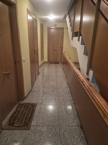 2 quarto Apartamento para venda em San Andrés del Rabanedo com garagem - 159 000 € (Ref: 10099581)