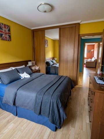 2 quarto Apartamento para venda em San Andrés del Rabanedo com garagem - 159 000 € (Ref: 10099581)