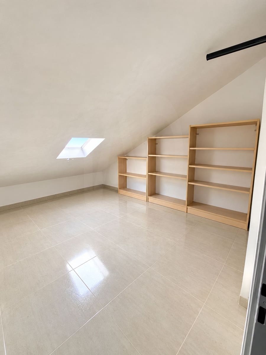 2 quarto Apartamento para venda em San Andres del Rabanedo com garagem - 159 000 € (Ref: 10099581)