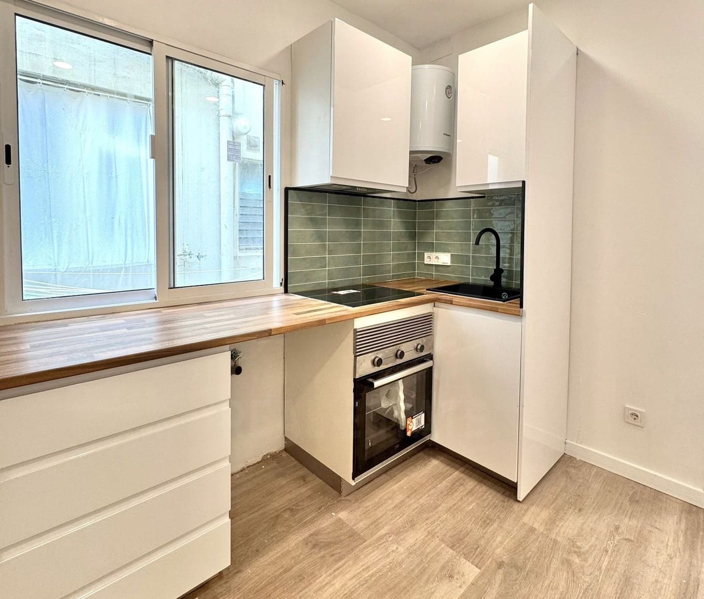 3 chambre Appartement à vendre à Barcelone ville - 289 000 € (Ref: 10099585)