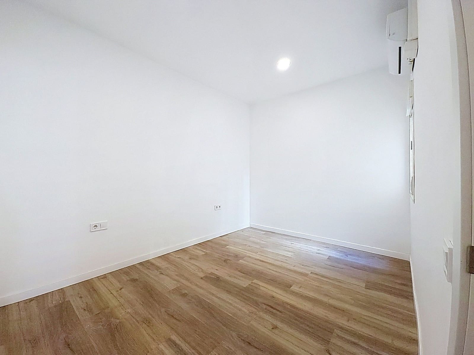 3 chambre Appartement à vendre à Barcelone ville - 289 000 € (Ref: 10099585)
