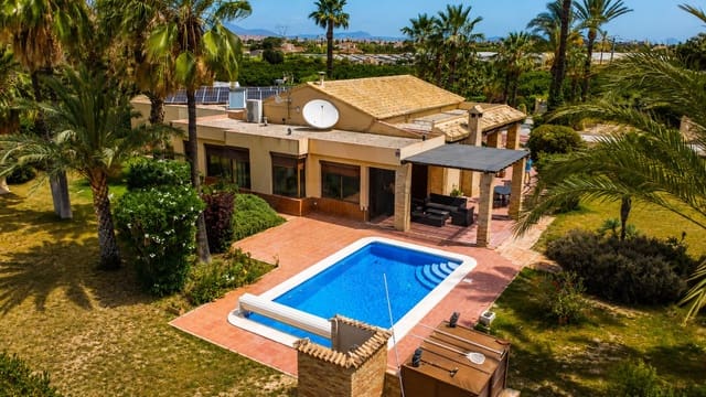 5 sypialnia Dom na sprzedaż w Las Bayas, Elche / Elx z basenem garażem - 649 000 € (Ref: 10099588)