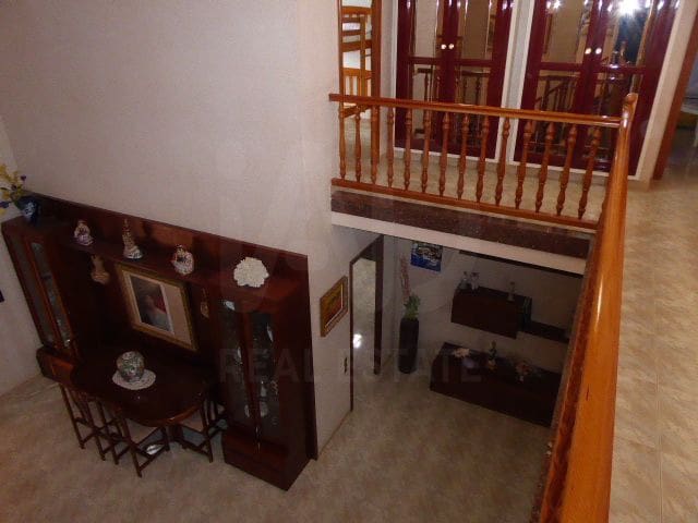 4 chambre Maison de Ville à vendre à Tortosa avec garage - 270 000 € (Ref: 10099590)