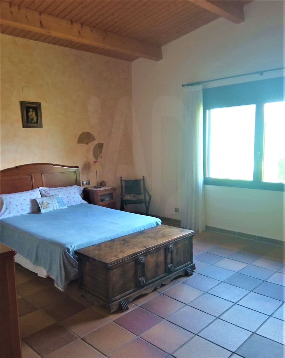 5 soveværelse Byhus til salg i Mora d'Ebre med swimmingpool garage - € 475.000 (Ref: 10099591)