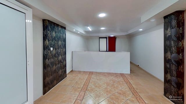 Kommersiell til leie i Alicante by - € 38 000 (Ref: 10099593)
