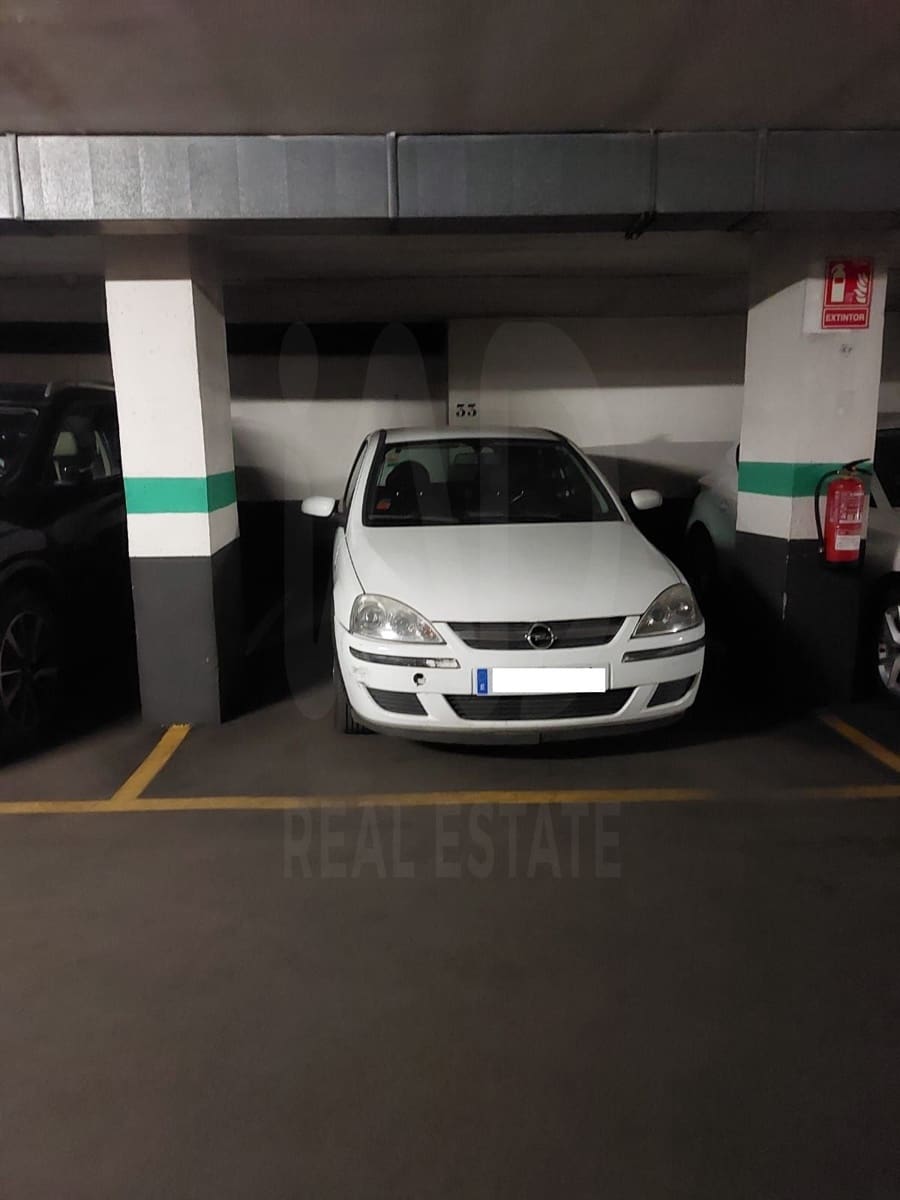 1 slaapkamer Appartement te huur in Madrid stad met garage - € 1.250 (Ref: 10099594)