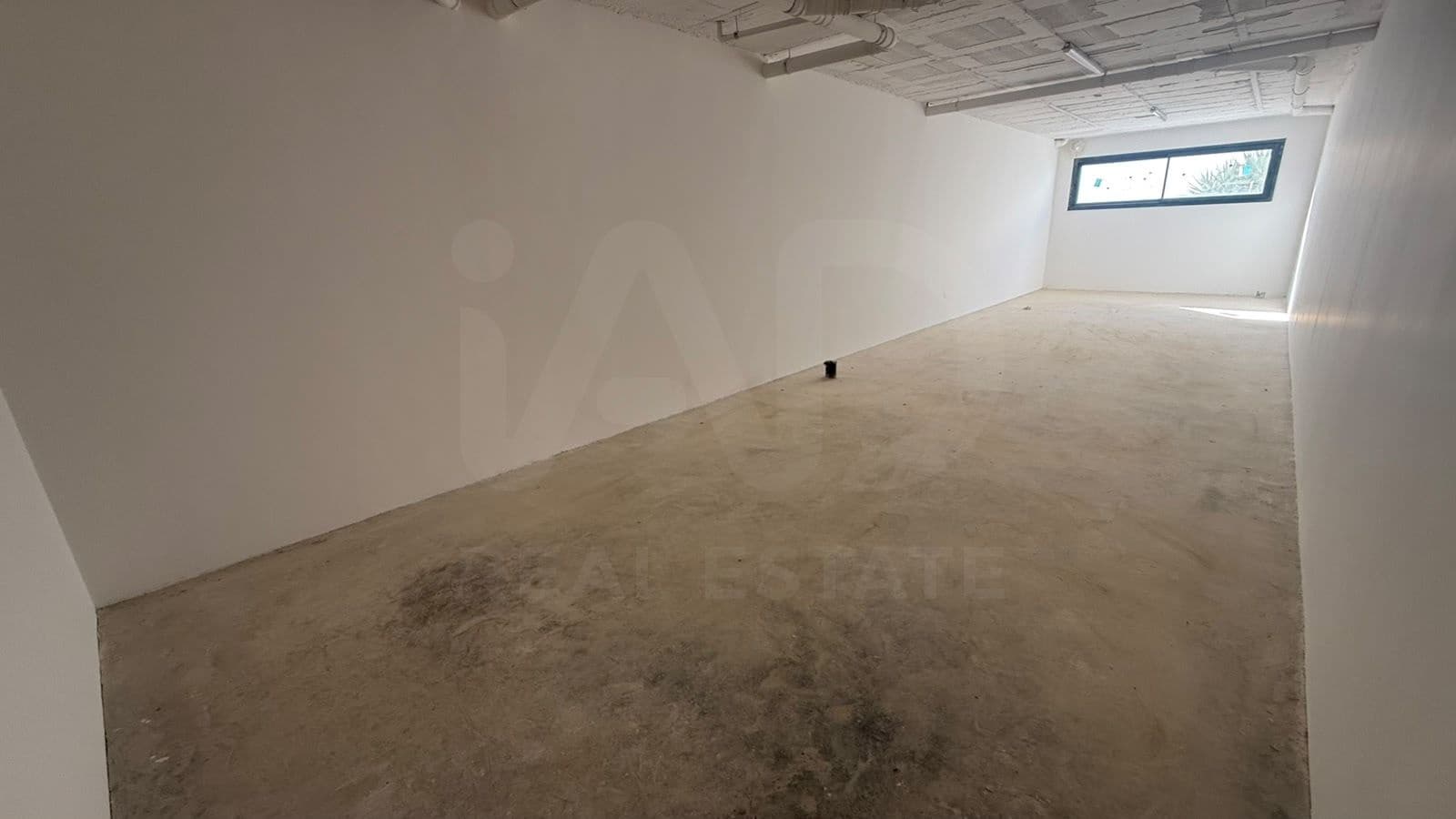 Commercieel te koop in Tarifa met zwembad - € 117.000 (Ref: 10099595)
