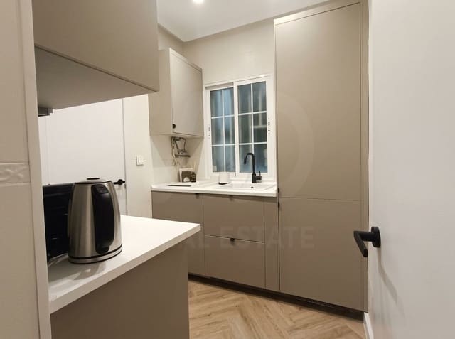 1 slaapkamer Appartement te huur in Madrid stad - € 2.500 (Ref: 10099596)