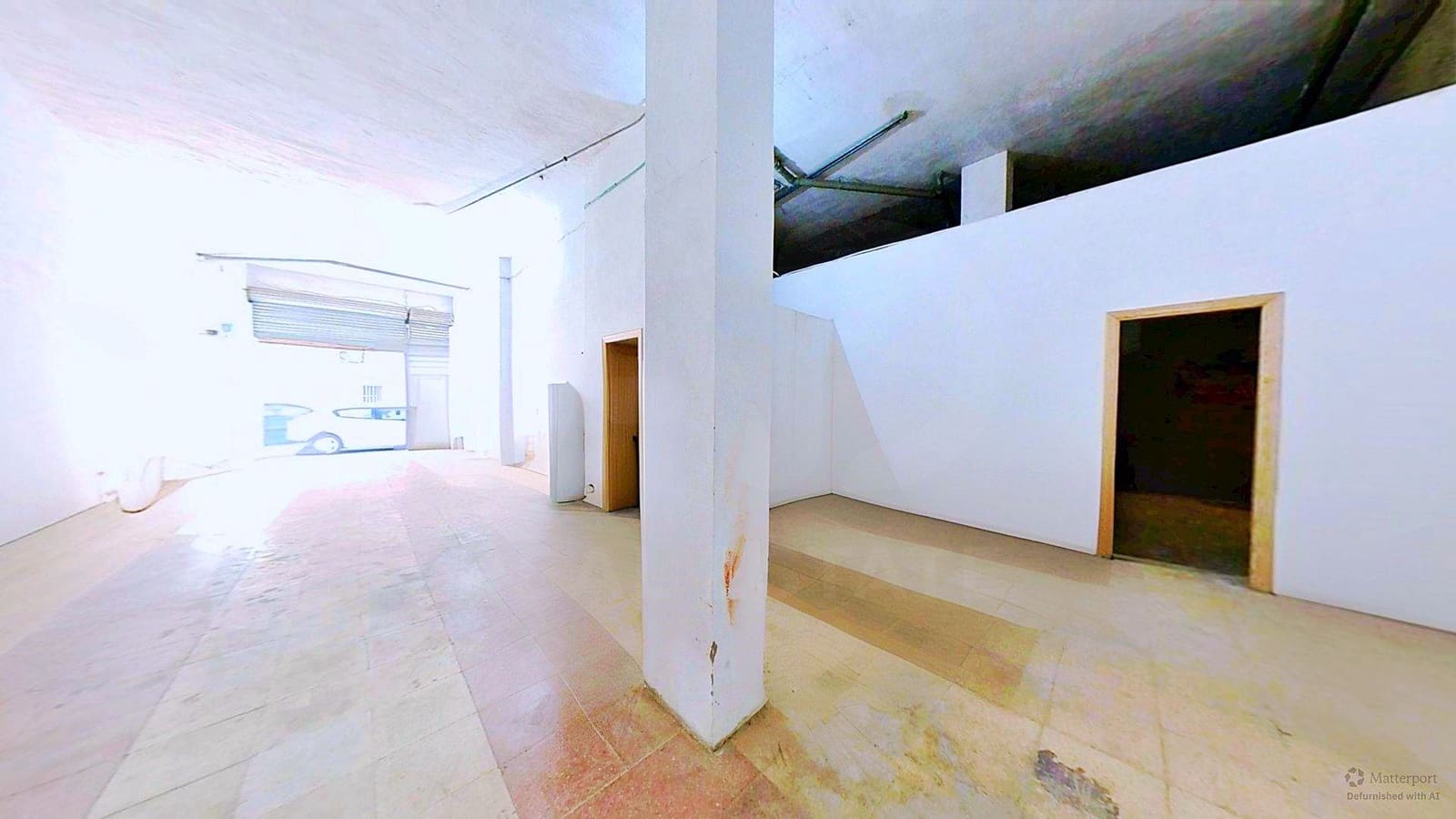 4 bedroom Commercial for sale in Alicante / Alacant city - € 160,000 (Ref: 10100230)