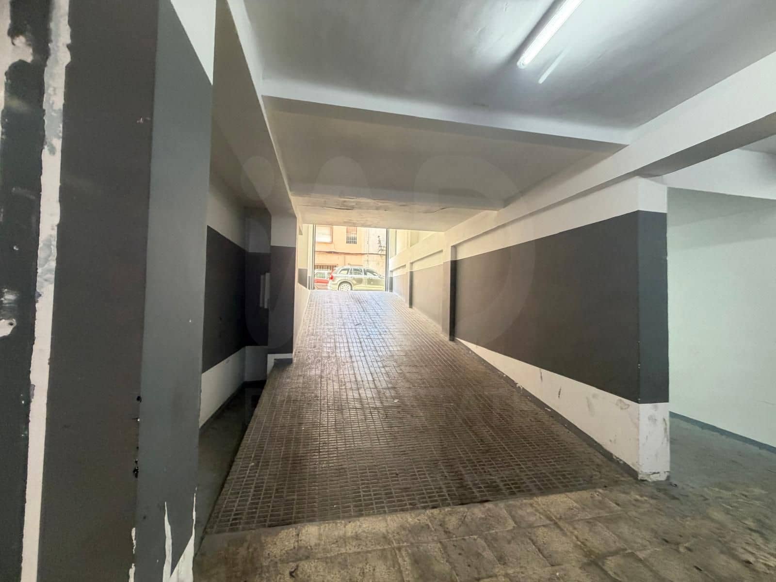 Gewerbe zu verkaufen in Gava - 385.000 € (Ref: 10101200)