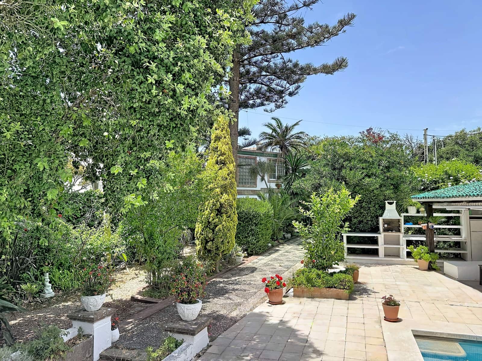 5 camera da letto Villa in vendita in Algeciras con piscina garage - 575.000 € (Rif: 10101202)