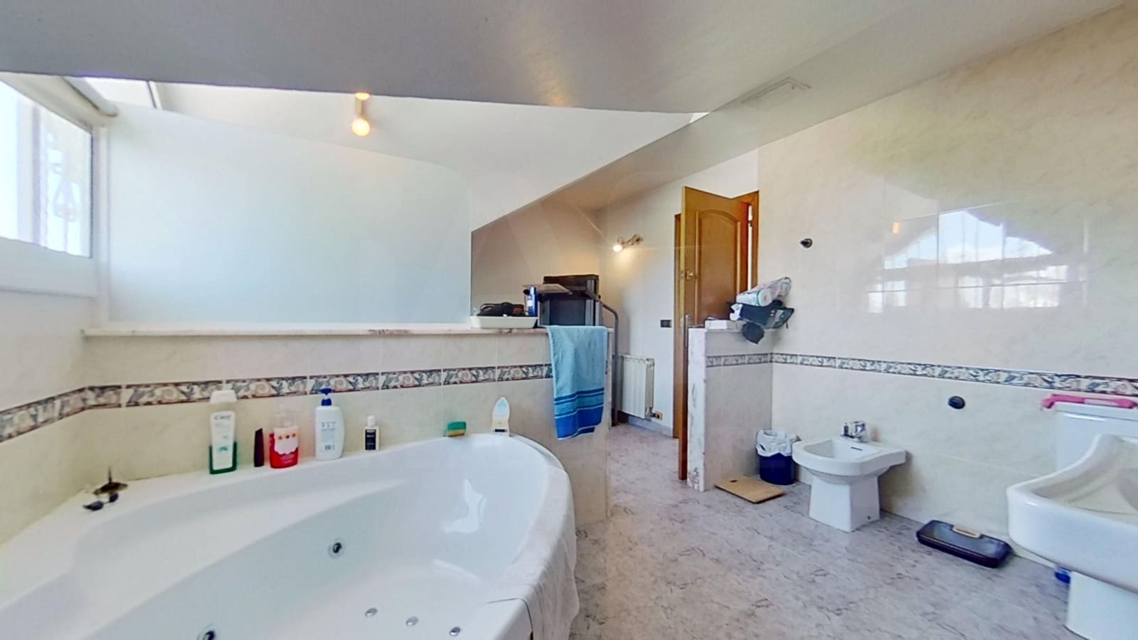 5 bedroom Townhouse for sale in El Vendrell with pool garage - € 595,000 (Ref: 10101205)