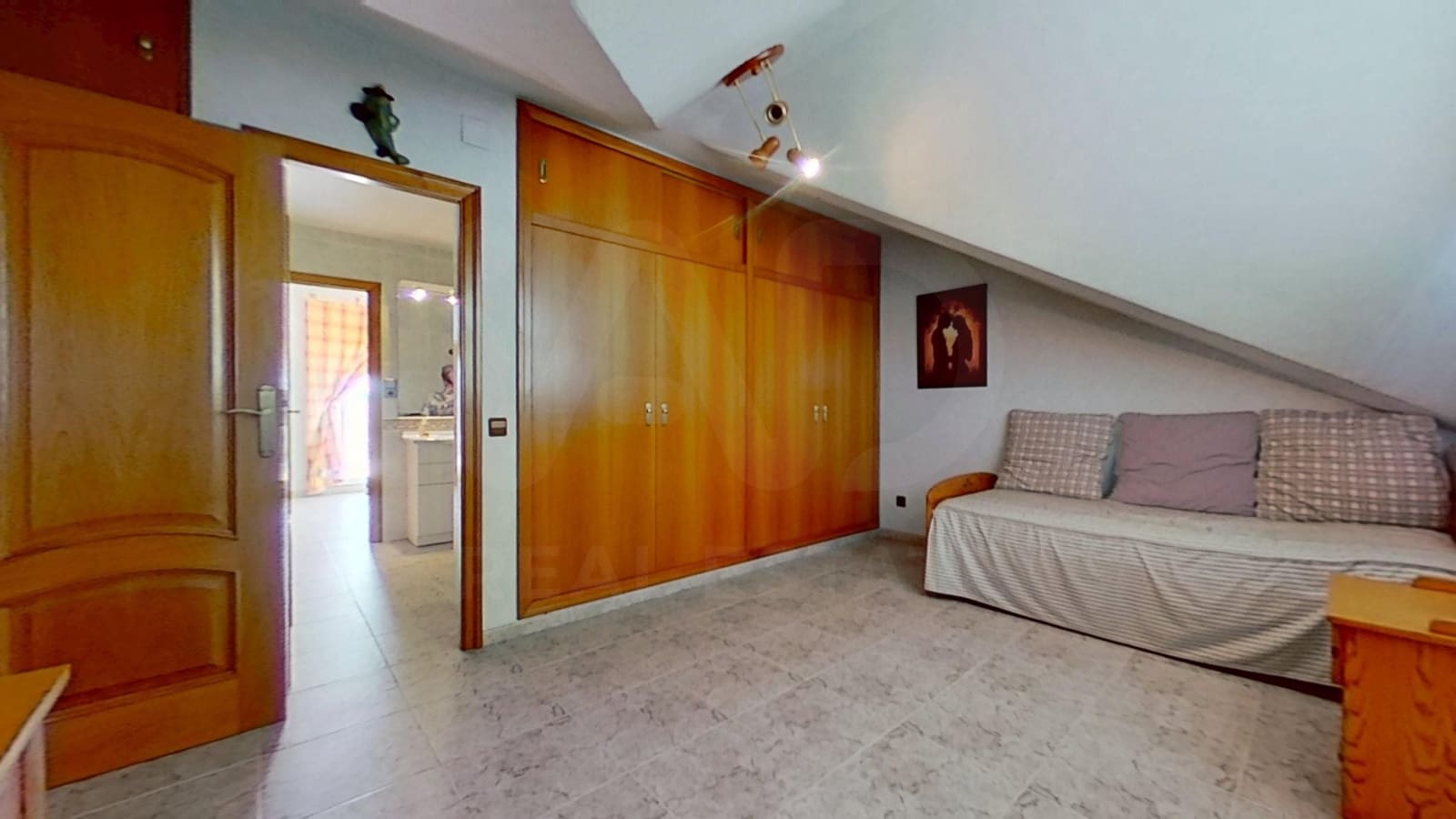 5 bedroom Townhouse for sale in El Vendrell with pool garage - € 595,000 (Ref: 10101205)