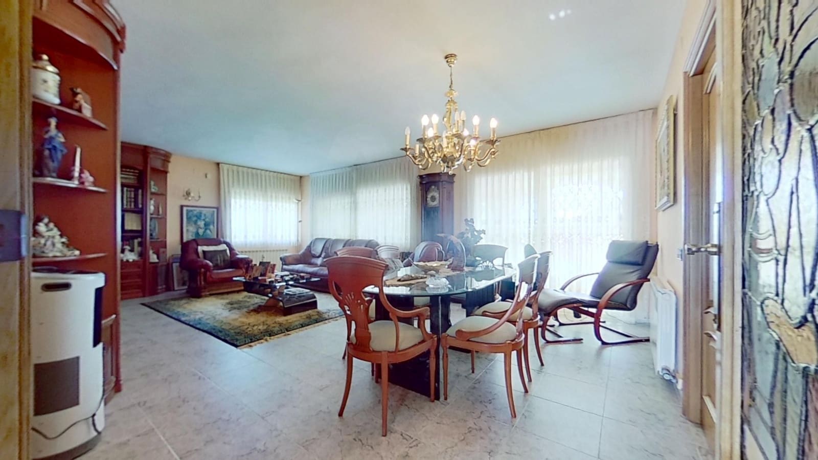 5 bedroom Townhouse for sale in El Vendrell with pool garage - € 595,000 (Ref: 10101205)