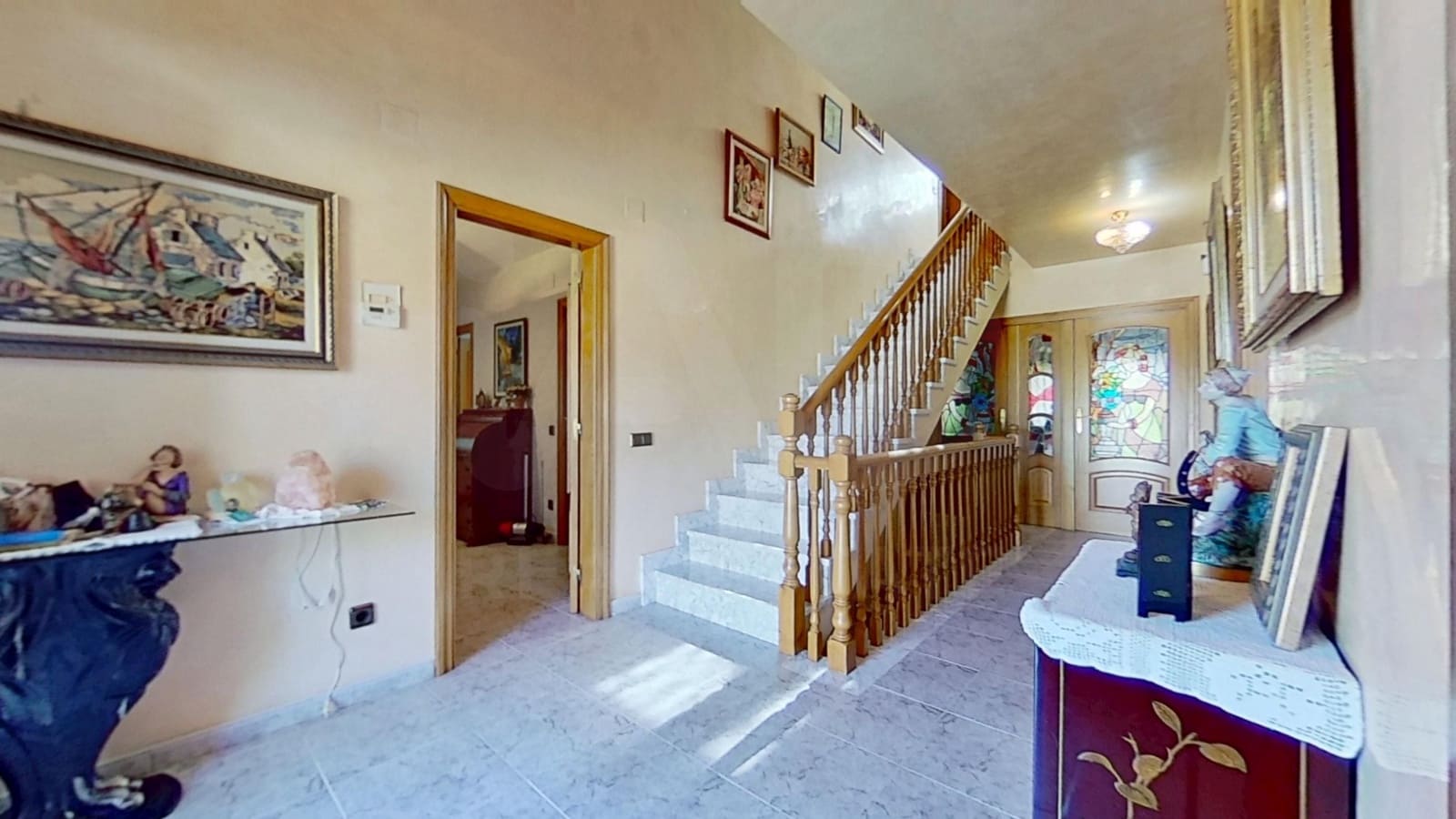 5 bedroom Townhouse for sale in El Vendrell with pool garage - € 595,000 (Ref: 10101205)