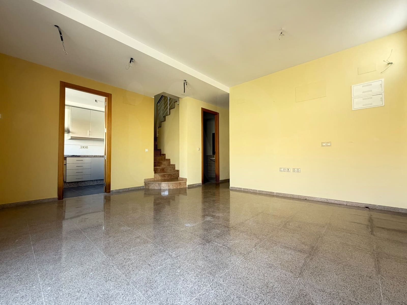Adosado de 4 habitaciones en Castelló de Rugat en venta con piscina - 143.000 € (Ref: 10101207)