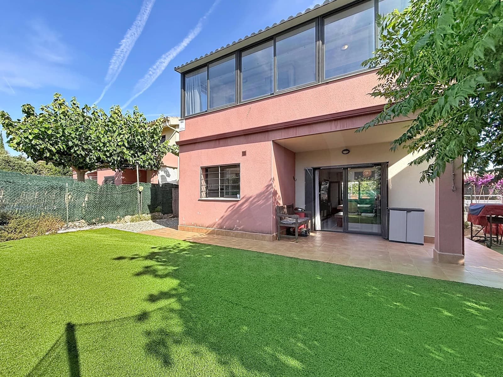 4 bedroom Townhouse for sale in Calafell with garage - € 435,000 (Ref: 10101212)