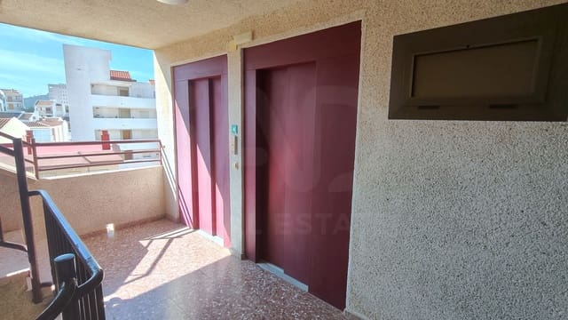 2 soveværelse Lejlighed til salg i Oropesa  med garage - € 124.840 (Ref: 10101216)
