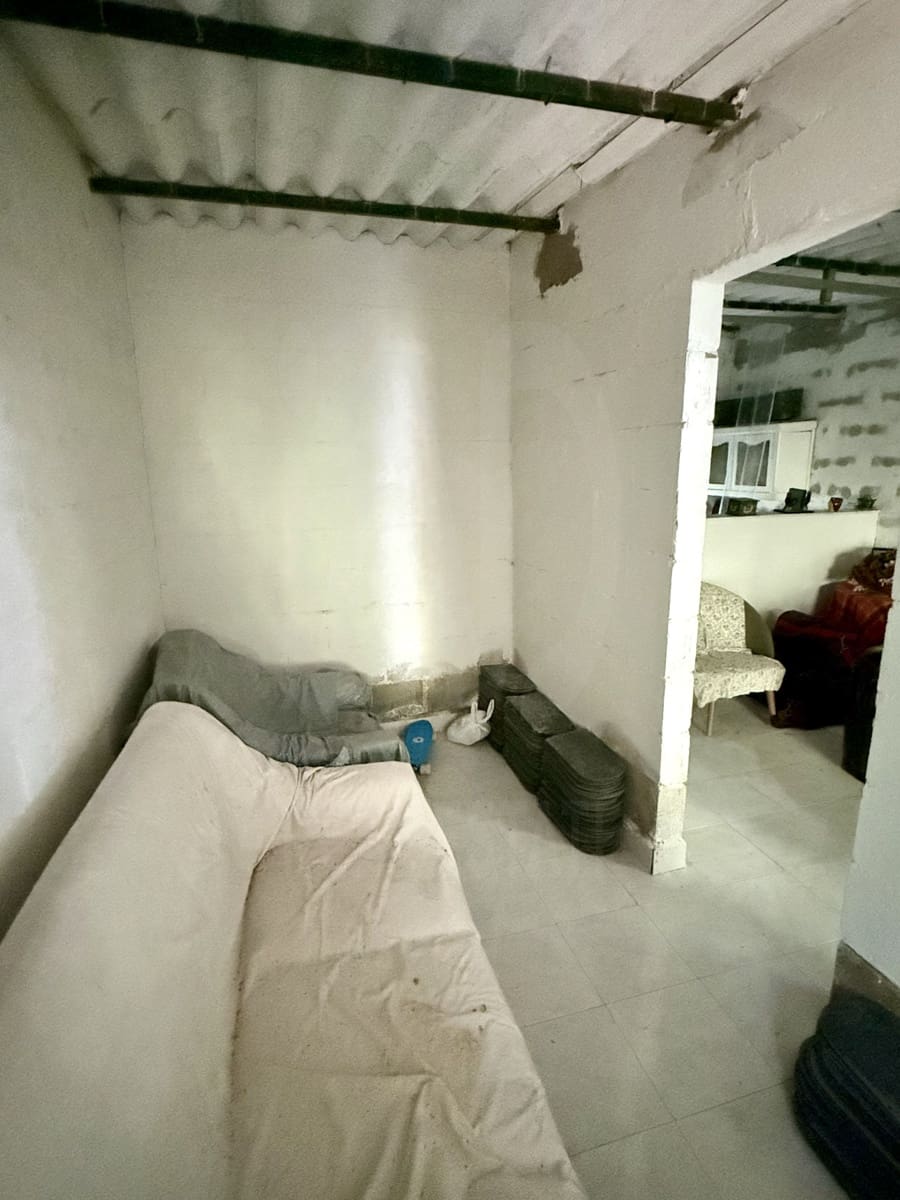 Teren niezagospodarowany na sprzedaż w Santovenia de la Valdoncina - 20 000 € (Ref: 10101224)