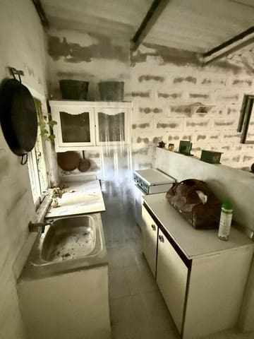 Rakentamaton maa myytävänä paikassa Santovenia de la Valdoncina - 20 000 € (Ref: 10101224)