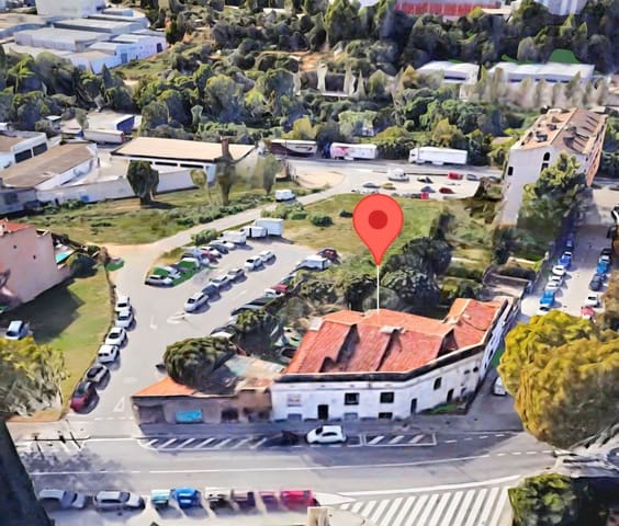 Local Commercial à vendre à Rubí avec garage - 1 300 000 € (Ref: 10101229)