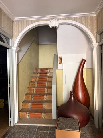 6 bedroom Townhouse for sale in Matallana de Torío - € 62,000 (Ref: 10101236)