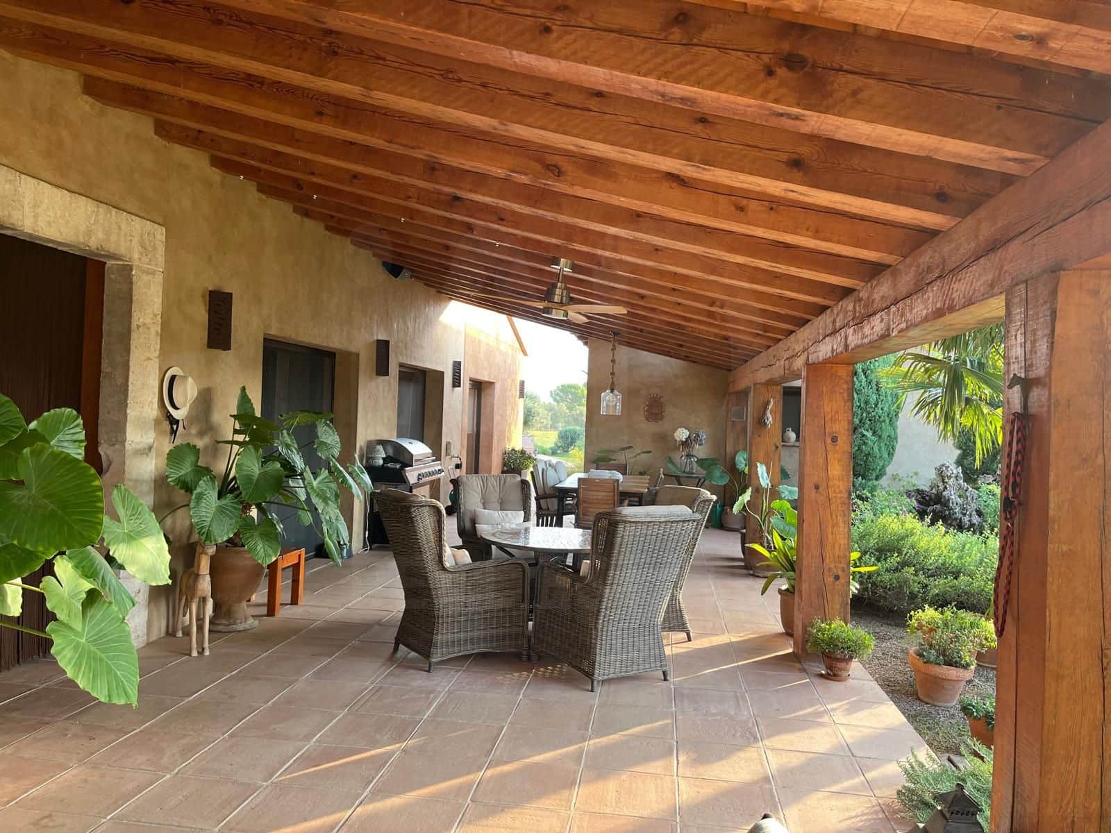 8 chambre Finca/Maison de Campagne à vendre à Montbrio del Camp avec piscine garage - 1 650 000 € (Ref: 10101237)
