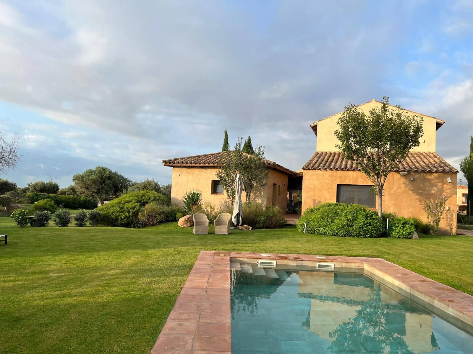 8 chambre Finca/Maison de Campagne à vendre à Montbrio del Camp avec piscine garage - 1 650 000 € (Ref: 10101237)
