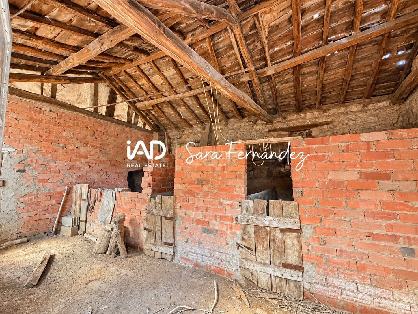 Finca/Landhuis te koop in Cuadros - € 129.900 (Ref: 10101239)