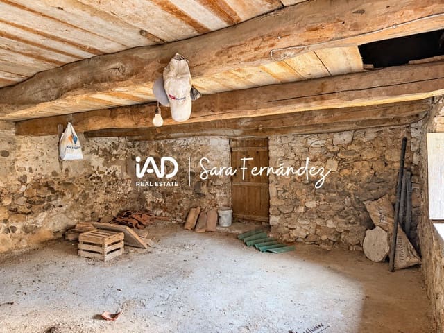 Finca/Landhuis te koop in Cuadros - € 129.900 (Ref: 10101239)