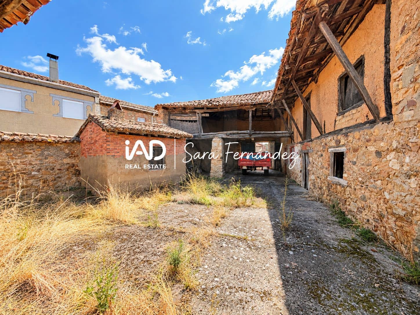 Finca/Landhuis te koop in Cuadros - € 129.900 (Ref: 10101239)