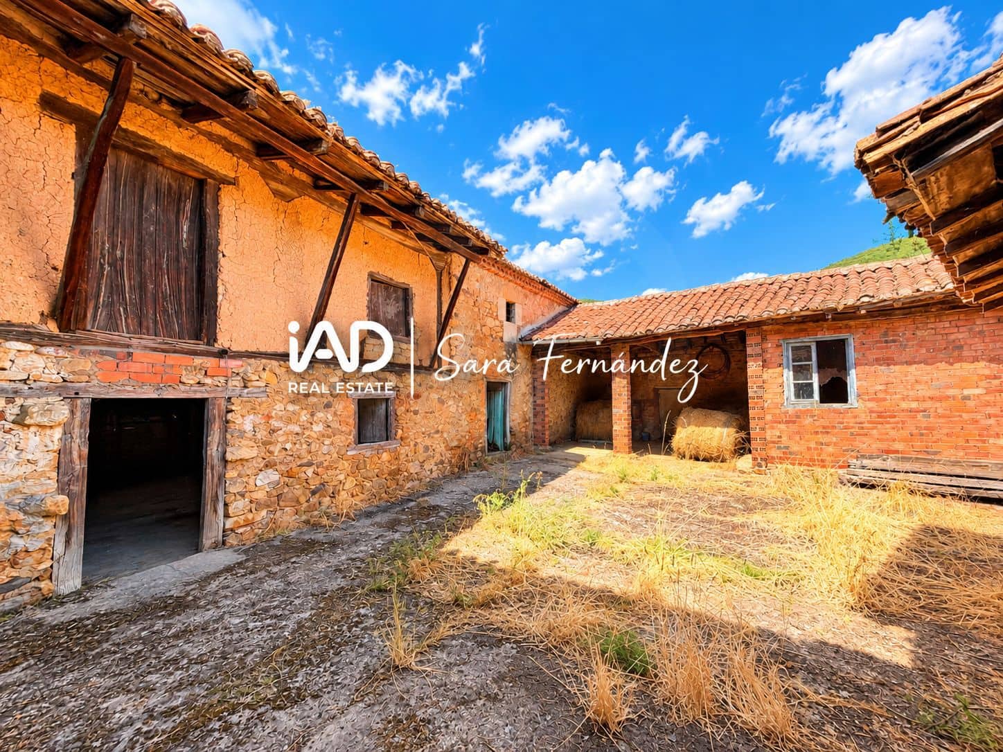 Finca/Landhuis te koop in Cuadros - € 129.900 (Ref: 10101239)