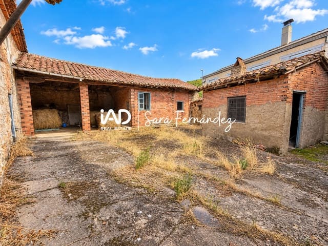 Finca/Landhuis te koop in Cuadros - € 129.900 (Ref: 10101239)