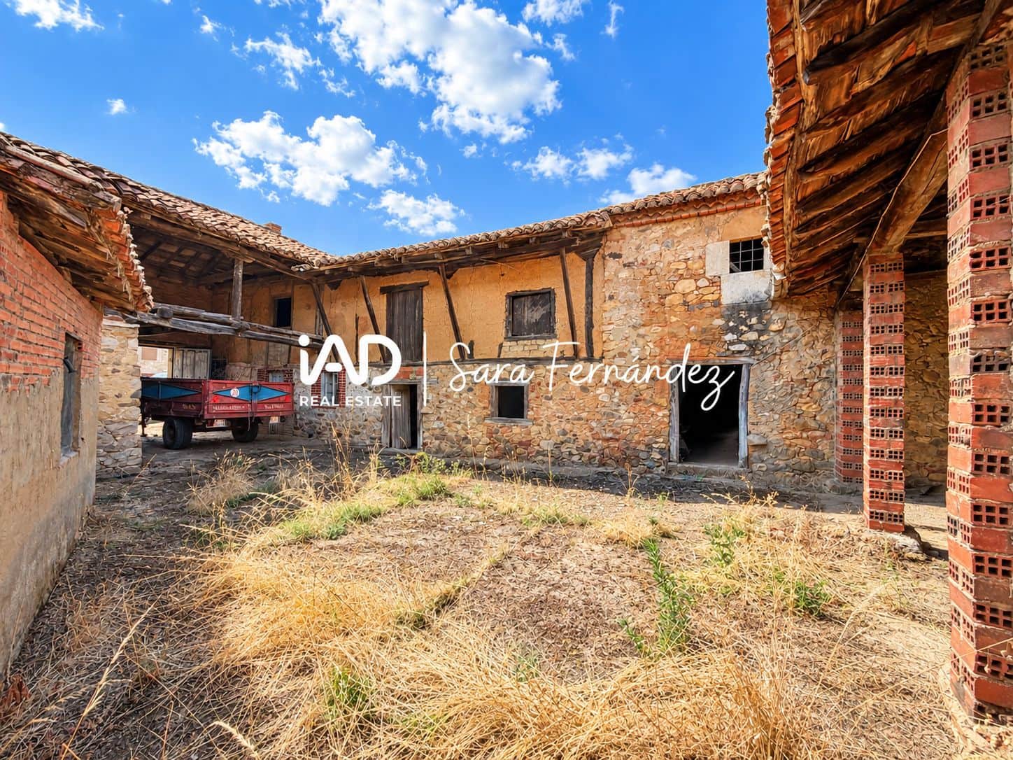 Finca/Landhuis te koop in Cuadros - € 129.900 (Ref: 10101239)