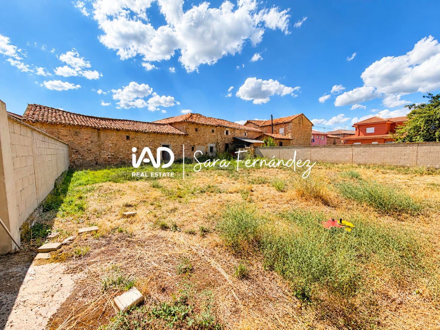 Finca/Landhuis te koop in Cuadros - € 129.900 (Ref: 10101239)