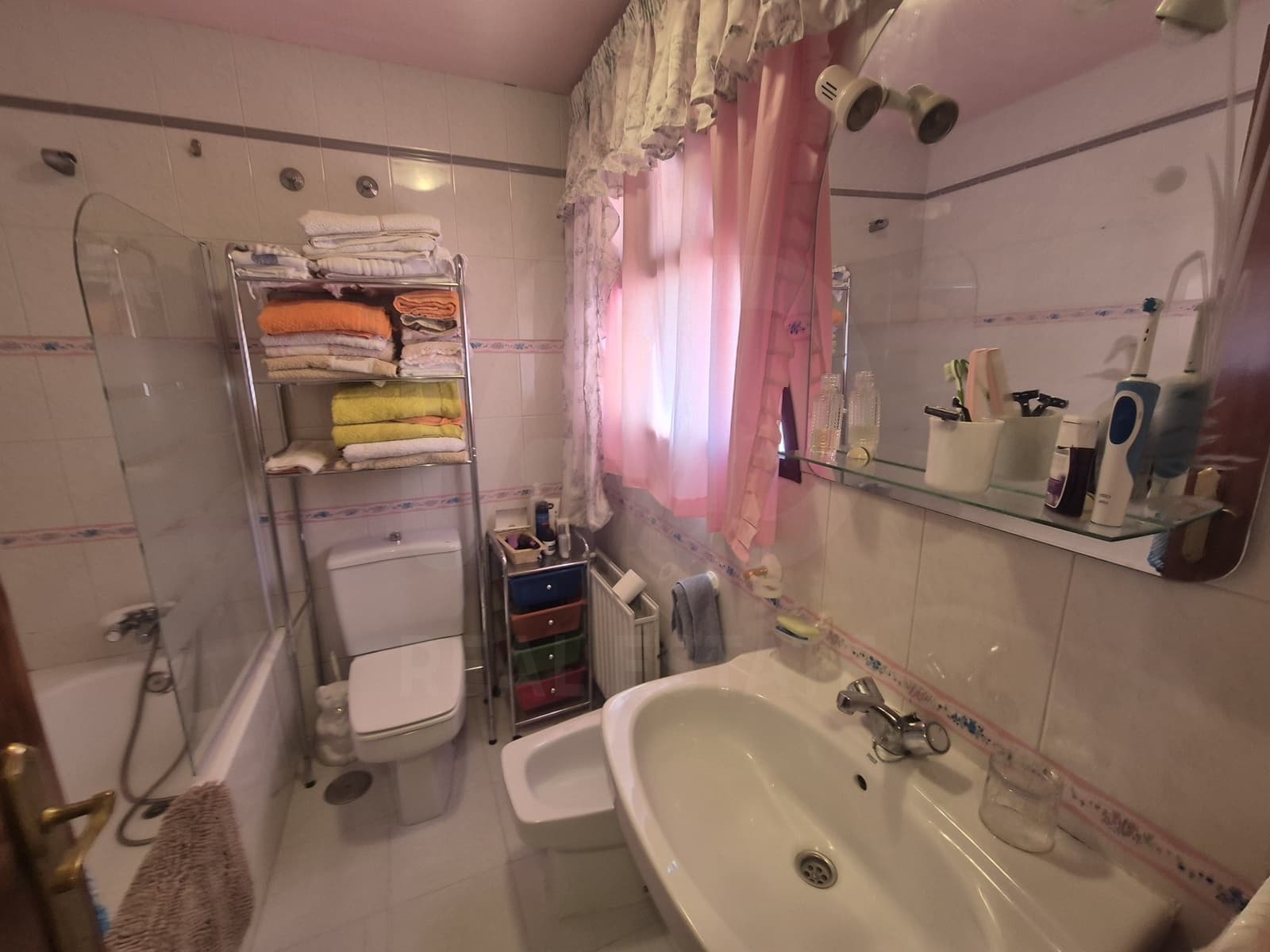 4 makuuhuone Rivitalo myytävänä paikassa Villarino de los Aires - 100 000 € (Ref: 10101244)