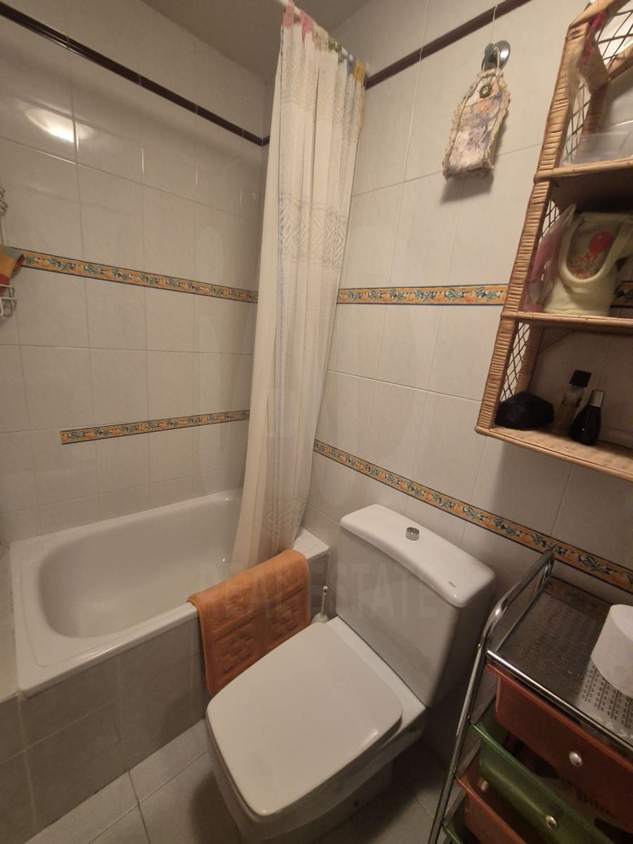 4 makuuhuone Rivitalo myytävänä paikassa Villarino de los Aires - 100 000 € (Ref: 10101244)