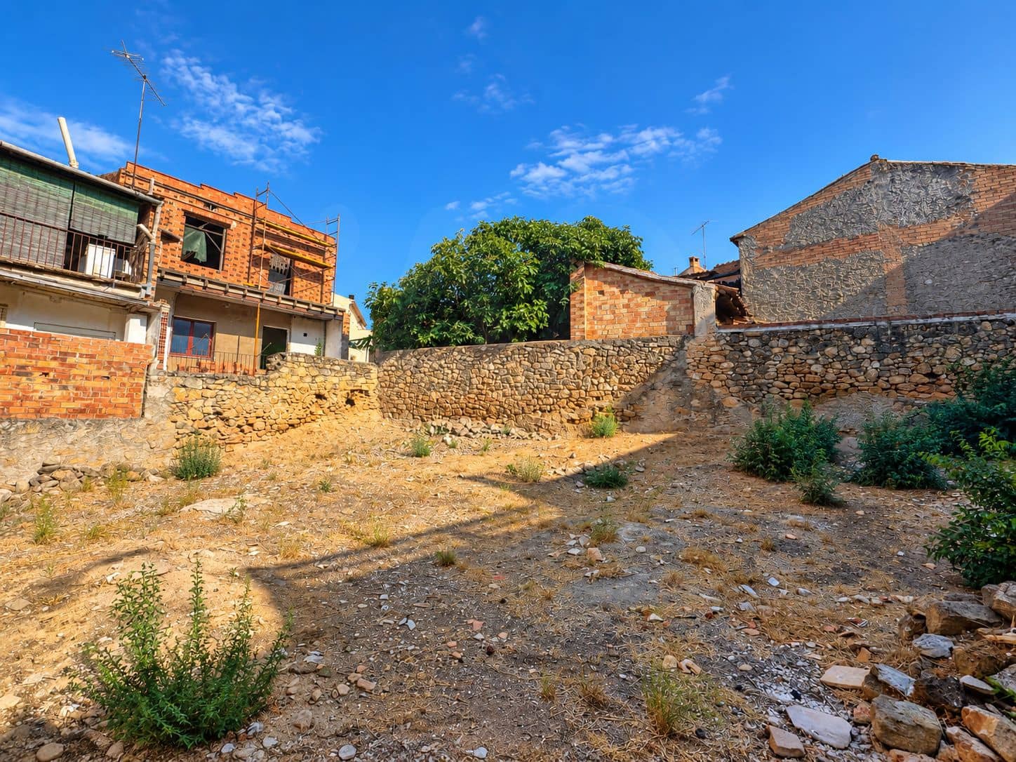 Terrain à Bâtir à vendre à Riba-roja d'Ebre - 19 900 € (Ref: 10101246)