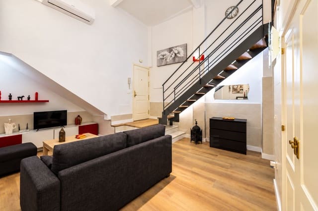 2 soveværelse Lejlighed til salg i Centro Historico, Málaga by - € 439.500 (Ref: 10102504)