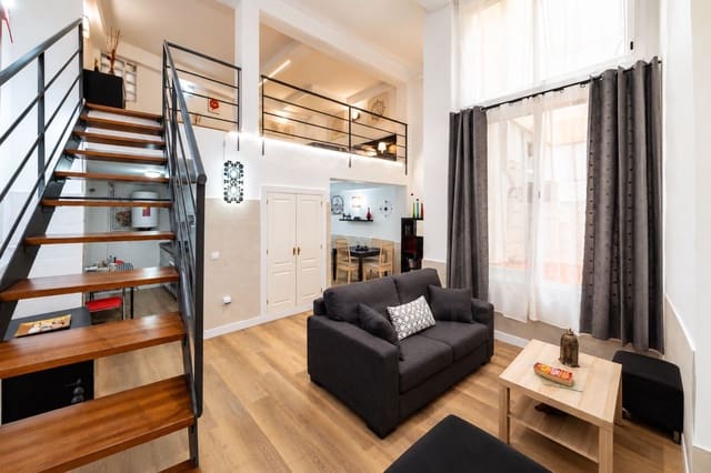 2 soveværelse Lejlighed til salg i Centro Historico, Málaga by - € 439.500 (Ref: 10102504)